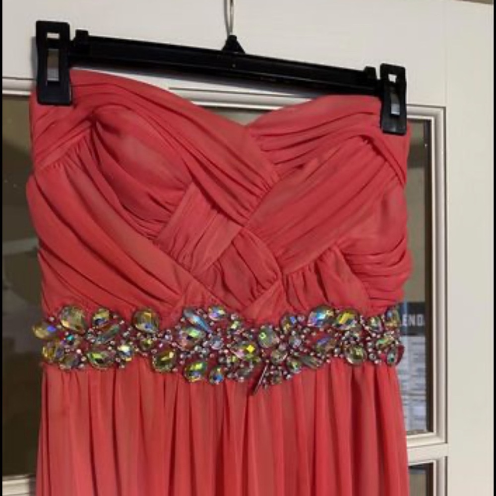 Women’s formal dress
